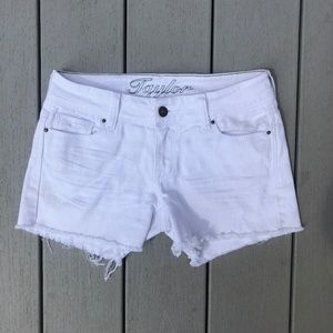White Denim Cut-Off Shorts Size 3/4